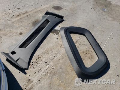 Zdjęcie 15 z 16 samochodu: 2023 TESLA MODEL Y VIN:7SAYGAEE0PF686760 - miniatura