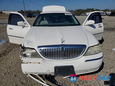 Zdjęcie 11 z 11 samochodu: 2005 LINCOLN TOWN CAR SIGNATURE VIN:1LNHM81W75Y620535 - miniatura