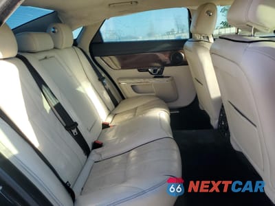 Zdjęcie 10 z 13 samochodu: 2014 JAGUAR XJL SUPERCHARGED VIN:SAJWA2GT9EMV74892 - miniatura