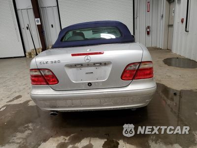 Zdjęcie 6 z 12 samochodu: 2001 MERCEDES-BENZ CLK 320 VIN:WDBLK65G01T079748 - miniatura