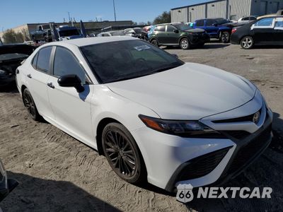 Czwarte zdjęcie samochodu z boku: 2021 TOYOTA CAMRY SE VIN:4T1G11BK5MU030976 - miniatura