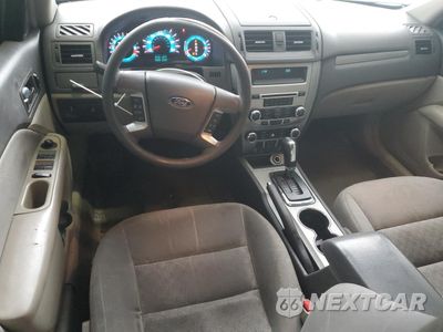 Zdjęcie 8 z 13 samochodu: 2010 FORD FUSION SE VIN:3FAHP0HA3AR326359 - miniatura
