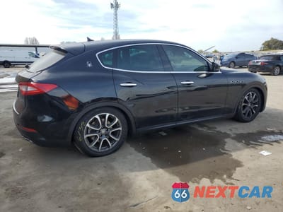 Trzecie zdjęcie samochodu z tyłu: 2017 MASERATI LEVANTE VIN:ZN661XUA4HX256596 - miniatura