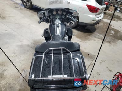 Zdjęcie 6 z 9 samochodu: 2012 HARLEY-DAVIDSON FLHTK ELECTRA GLIDE ULTRA LIMITED VIN:1HD1KEM13CB636465 - miniatura