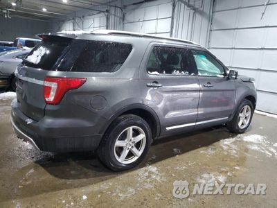 Trzecie zdjęcie samochodu z tyłu: 2016 FORD EXPLORER XLT VIN:1FM5K8D82GGA54556 - miniatura