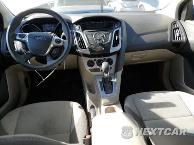 Zdjęcie 8 z 13 samochodu: 2012 FORD FOCUS SE VIN:1FAHP3K22CL468299 - miniatura