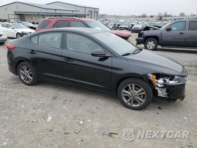 Czwarte zdjęcie samochodu z boku: 2017 HYUNDAI ELANTRA SE VIN:5NPD84LF1HH041074 - miniatura