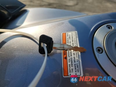 Zdjęcie 8 z 9 samochodu: 2005 YAMAHA FZ6 SC VIN:JYARJ08Y65A000452 - miniatura