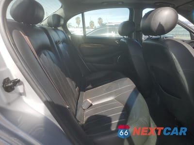 Zdjęcie 10 z 12 samochodu: 2003 JAGUAR X-TYPE 2.5 VIN:SAJEA51DX3XD48180 - miniatura
