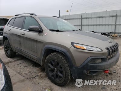 Czwarte zdjęcie samochodu z boku: 2017 JEEP CHEROKEE TRAILHAWK VIN:1C4PJMBS1HW594110 - miniatura