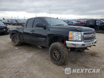 Czwarte zdjęcie samochodu z boku: 2013 CHEVROLET SILVERADO VIN:1GCRKSE70DZ246390 - miniatura