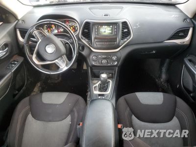 Zdjęcie 8 z 15 samochodu: 2017 JEEP CHEROKEE SPORT VIN:1C4PJLAS7HW535042 - miniatura