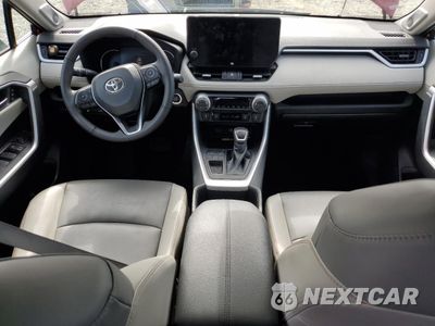 Zdjęcie 8 z 14 samochodu: 2024 TOYOTA RAV4 XLE PREMIUM VIN:2T3C1RFV4RW300523 - miniatura