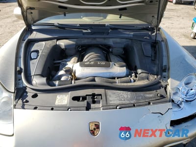 Zdjęcie 14 z 15 samochodu: 2005 PORSCHE CAYENNE S VIN:WP1AB29P15LA62022 - miniatura
