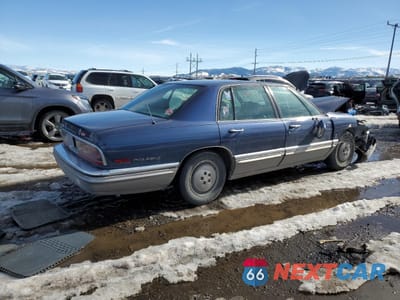 Trzecie zdjęcie samochodu z tyłu: 1996 BUICK PARK AVENUE ULTRA VIN:1G4CU5219TH603048 - miniatura