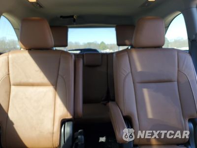 Zdjęcie 10 z 16 samochodu: 2019 TOYOTA HIGHLANDER LIMITED VIN:5TDYZRFH9KS354674 - miniatura