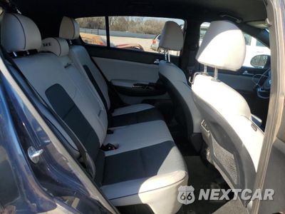 Zdjęcie 12 z 15 samochodu: 2018 KIA SPORTAGE EX VIN:KNDPN3AC9J7399090 - miniatura