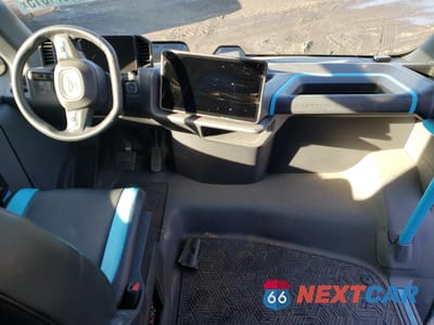 Zdjęcie 8 z 13 samochodu: 2023 RIVIAN EDV 700 VIN:7FCEHEB73PN005254 - miniatura