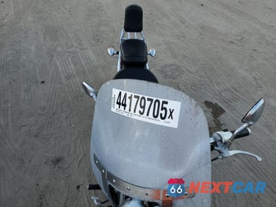 Piąte zdjęcie samochodu w środku: 2018 HONDA VT750 C VIN:JH2RC5006JK400217 - miniatura