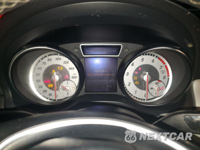 Zdjęcie 9 z 12 samochodu: 2016 MERCEDES-BENZ CLA 250 VIN:WDDSJ4EB1GN378032 - miniatura