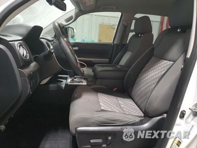 Zdjęcie 7 z 14 samochodu: 2019 TOYOTA TUNDRA CREWMAX SR5 VIN:5TFDW5F15KX801868 - miniatura