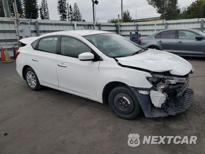 Czwarte zdjęcie samochodu z boku: 2019 NISSAN SENTRA S VIN:3N1AB7AP8KY433743 - miniatura