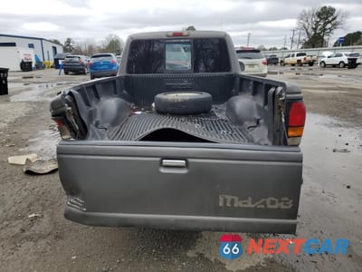 Zdjęcie 6 z 14 samochodu: 1998 MAZDA B2500 VIN:4F4YR12C5WTM29087 - miniatura