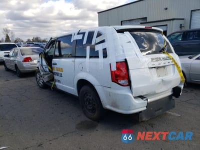 Drugie zdjęcie samochodu z przodu: 2019 DODGE GRAND CARAVAN SE VIN:2C7WDGBGXKR538539 - miniatura