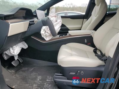 Zdjęcie 7 z 13 samochodu: 2024 TESLA MODEL X VIN:7SAXCAE57RF446812 - miniatura