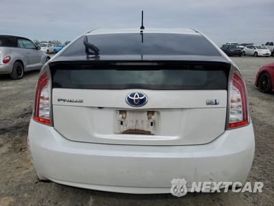 Zdjęcie 6 z 12 samochodu: 2015 TOYOTA PRIUS VIN:JTDKN3DU8F2003198 - miniatura