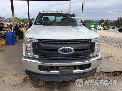 Piąte zdjęcie samochodu w środku: 2019 FORD F250 SUPER DUTY VIN:1FT7X2B61KEG32082 - miniatura