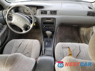 Zdjęcie 8 z 12 samochodu: 1998 TOYOTA CAMRY CE VIN:JT2BF22K1W0112230 - miniatura