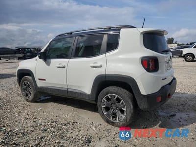 Drugie zdjęcie samochodu z przodu: 2023 JEEP RENEGADE TRAILHAWK VIN:ZACNJDC12PPP12025 - miniatura