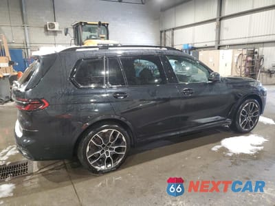 Trzecie zdjęcie samochodu z tyłu: 2025 BMW X7 XDRIVE40I VIN:5UX23EM08S9W34239 - miniatura