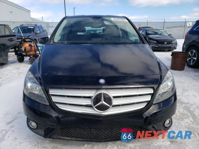 Piąte zdjęcie samochodu w środku: 2014 MERCEDES-BENZ B250 VIN:WDDMH4EB3EJ248536 - miniatura