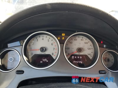 Zdjęcie 9 z 13 samochodu: 2010 VOLKSWAGEN ROUTAN SE VIN:2V4RW3D10AR388466 - miniatura