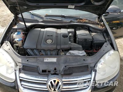 Zdjęcie 11 z 12 samochodu: 2010 VOLKSWAGEN JETTA SE VIN:3VWRX7AJ4AM037745 - miniatura