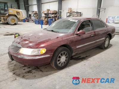 2002 LINCOLN CONTINENTAL 1LNHM97V42Y687688 - główne zdjęcie licytacji z USA - miniatura