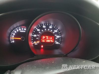 Zdjęcie 9 z 14 samochodu: 2014 KIA SOUL VIN:KNDJN2A2XE7058875 - miniatura