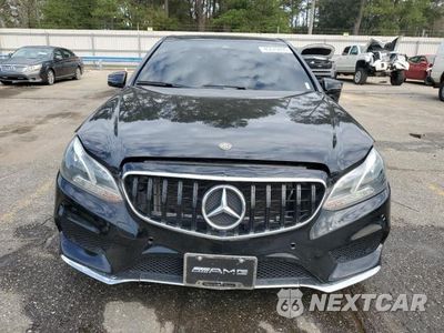 Piąte zdjęcie samochodu w środku: 2015 MERCEDES-BENZ E-CLASS E3 VIN:WDDHF8JBXFB114218 - miniatura