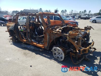 Czwarte zdjęcie samochodu z boku: 2022 FORD BRONCO BASE VIN:1FMEE5DP7NLB27700 - miniatura