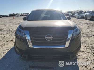 Piąte zdjęcie samochodu w środku: 2022 NISSAN PATHFINDER S VIN:5N1DR3AA1NC228722 - miniatura