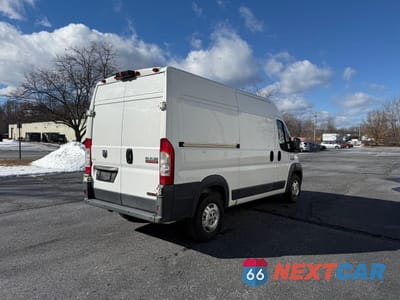 Czwarte zdjęcie samochodu z boku: 2014 RAM PROMASTER 2500 2500 HIGH VIN:3C6TRVCD0EE130171 - miniatura