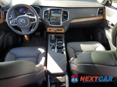 Zdjęcie 8 z 13 samochodu: 2024 VOLVO XC90 PLUS VIN:YV4062PEXR1226384 - miniatura