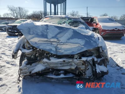 Piąte zdjęcie samochodu w środku: 2004 PONTIAC SUNFIRE VIN:1G23JB14F04726203 - miniatura