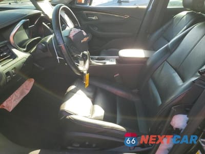 Zdjęcie 7 z 12 samochodu: 2018 CHEVROLET IMPALA LT VIN:2G1105S38J9100047 - miniatura