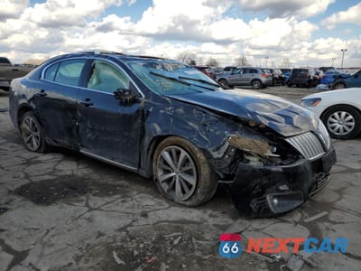 Czwarte zdjęcie samochodu z boku: 2009 LINCOLN MKS VIN:1LNHM93RX9G621865 - miniatura