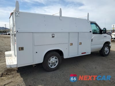 Trzecie zdjęcie samochodu z tyłu: 2007 FORD ECONOLINE E350 SUPER DUTY CUTAWAY VAN VIN:1FDSE35LX7DA29356 - miniatura