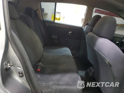 Zdjęcie 10 z 15 samochodu: 2009 NISSAN VERSA S VIN:3N1BC13E49L489812 - miniatura