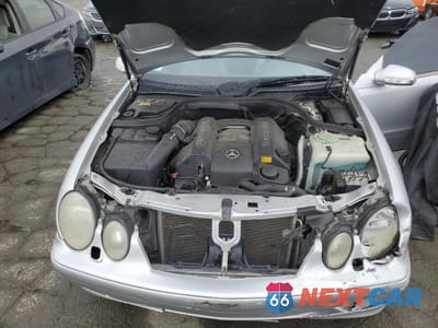 Zdjęcie 11 z 12 samochodu: 2001 MERCEDES-BENZ CLK 320 VIN:WDBLK65G91T068487 - miniatura
